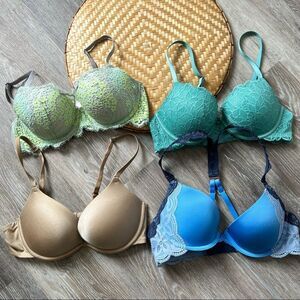 Aerie & Victoria’s Secret bra bundle of 4 32c‎